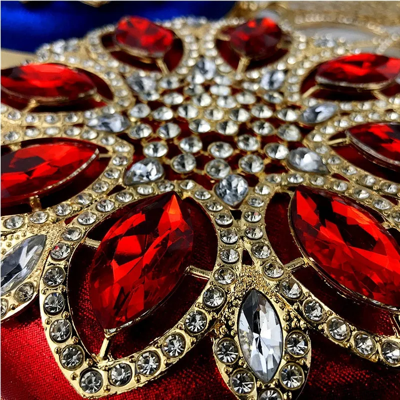 Round Exquisite Crystal Clutch Purse